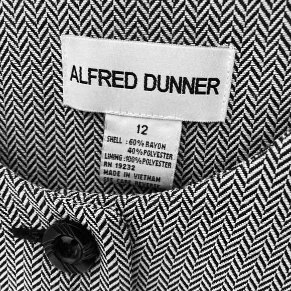 Alfred Dunner Herringbone Blazer - Picture 5 of 5